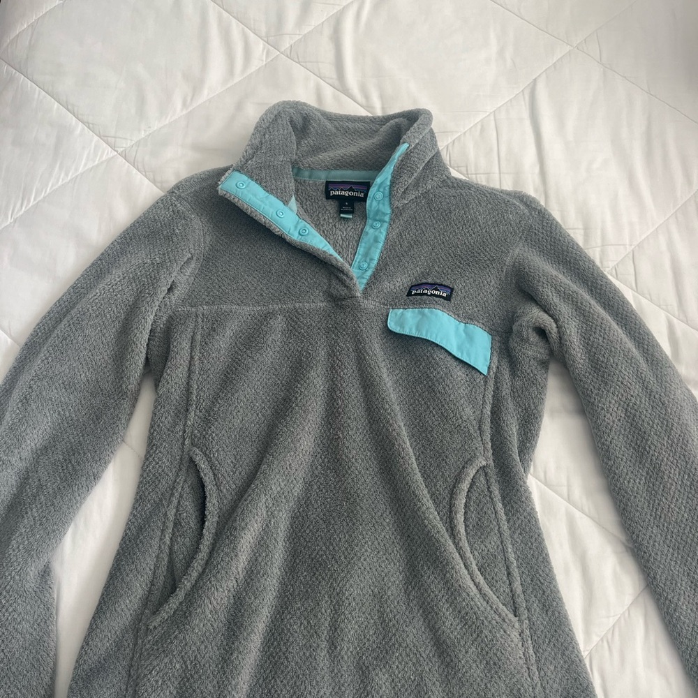 Patagonia Women's Gray Sweater